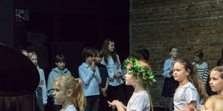 Powiększ grafikę: fotorelacja-z-pasowania-na-ucznia-14-pazdziernika-2025r-647724.jpg