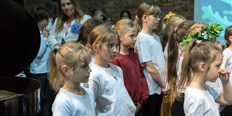 Powiększ grafikę: fotorelacja-z-pasowania-na-ucznia-14-pazdziernika-2025r-647730.jpg