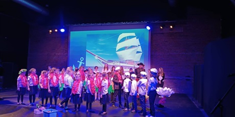 Powiększ grafikę: fotorelacja-z-pasowania-na-ucznia-14-pazdziernika-2025r-647750.jpg