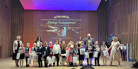 Powiększ grafikę: sukces-na-ogolnopolskim-przegladzie-duetow-fortepianowych-dialogi-fortepianowe-im-ewy-grabe-zaremby-w-gdyni-686440.jpg