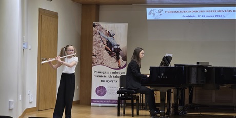 Powiększ grafikę: sukces-zofii-kowalkowskiej-na-v-grudziadzkim-konkursie-instrumentow-detych-686355.jpg