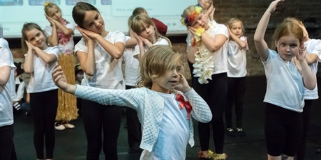 Fotorelacja z uroczystego pasowania na ucznia - 14 października 2025r.